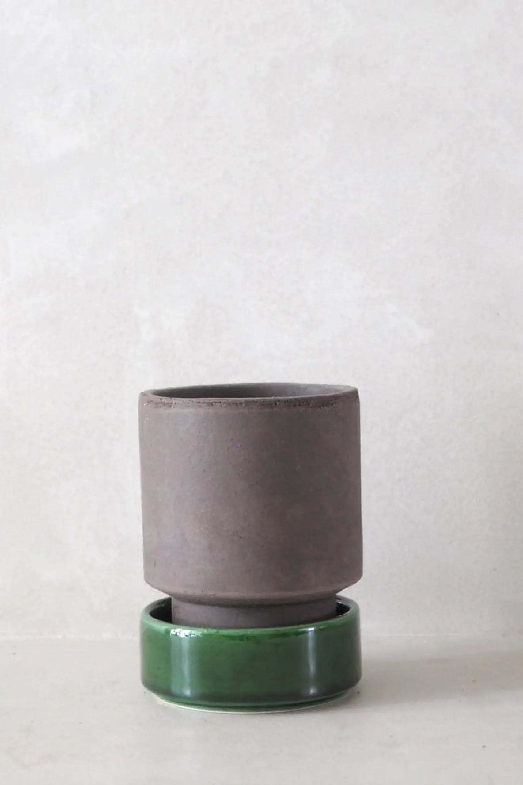 Hoff krukke, raw grey + grøn underskål