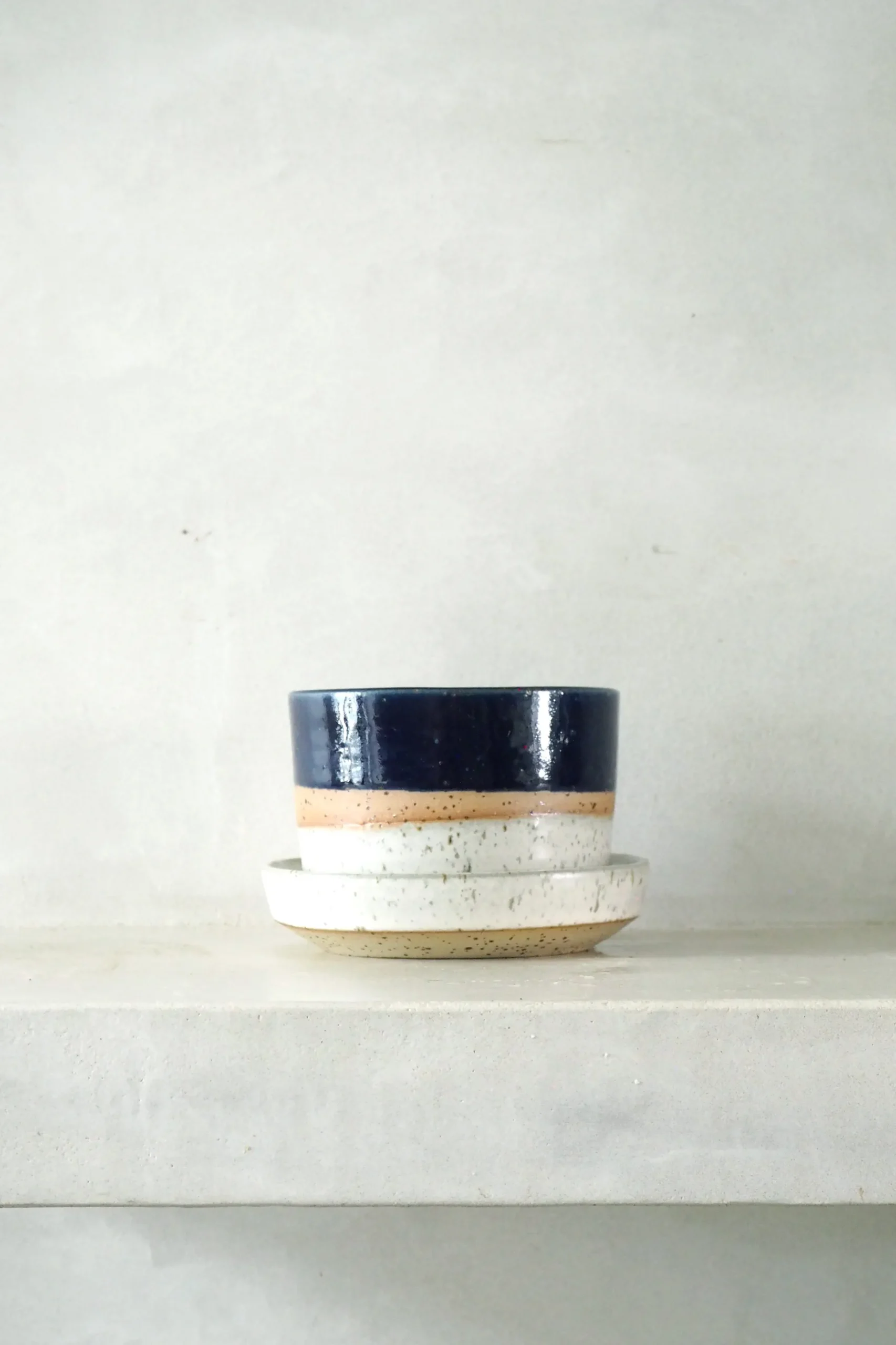 Nina Frigg medium no. 1